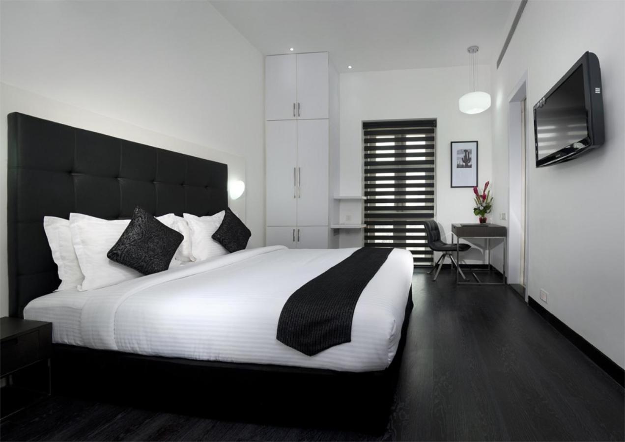 Sapphire Hotel